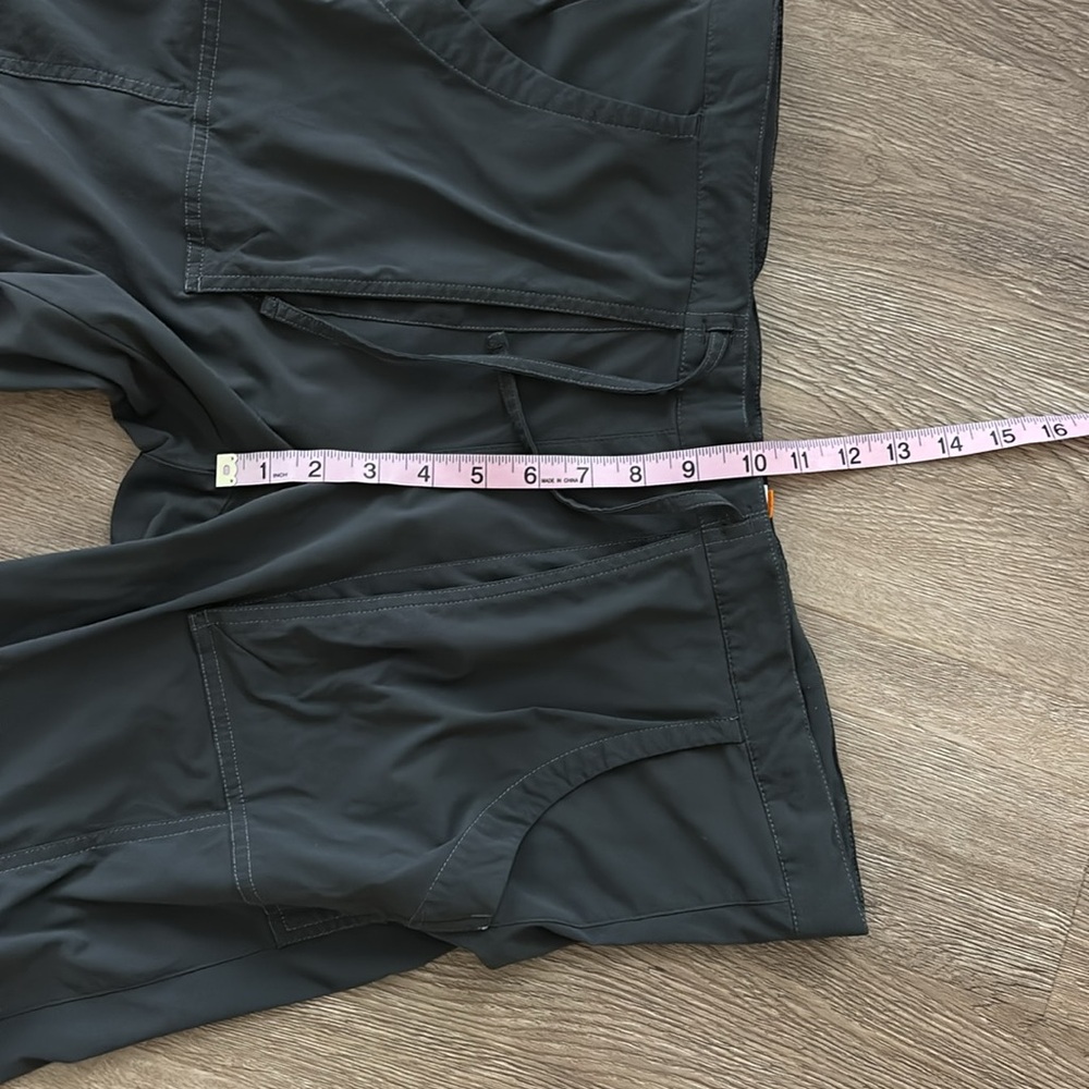 Lucy Women’s pants. Size M. - Picture 8 of 9